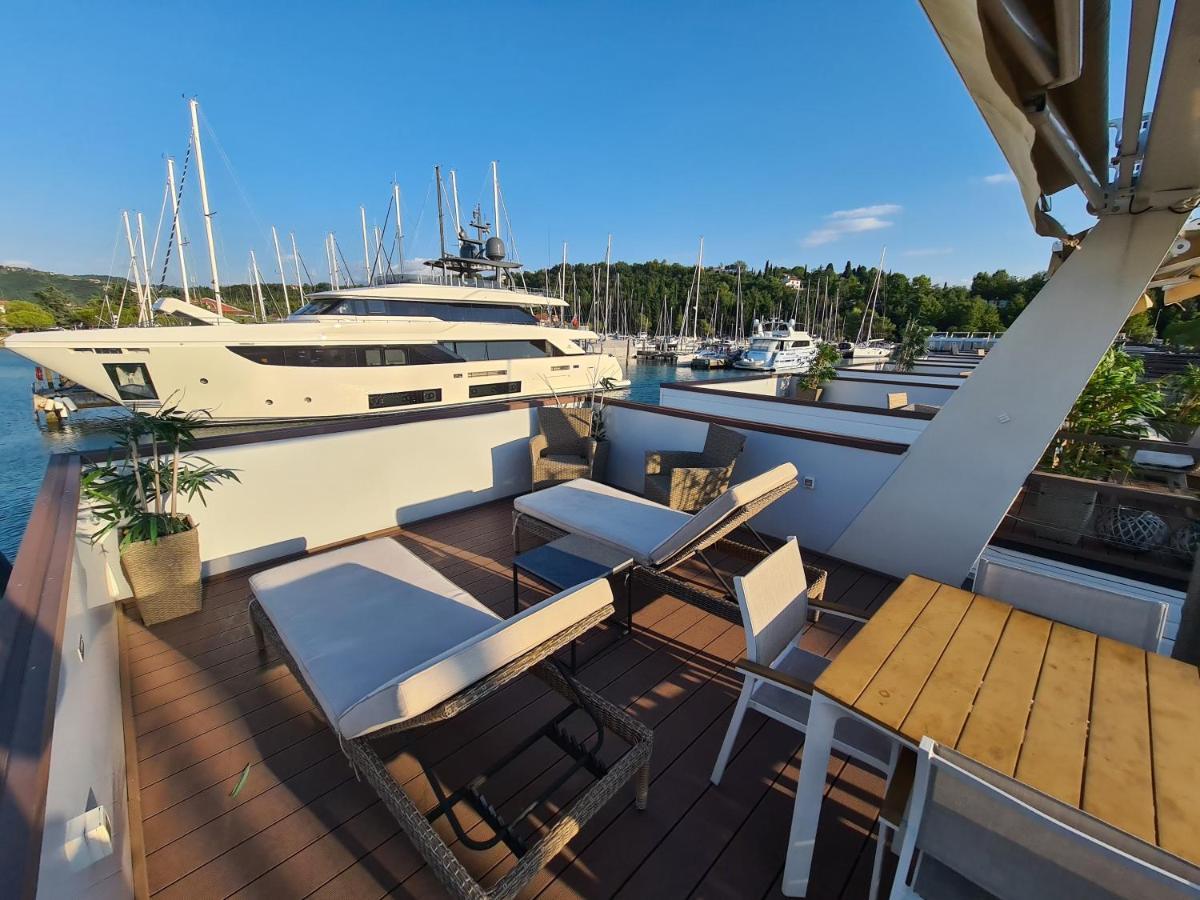 Marina Seahouse Brina Villa Portorož Exteriör bild