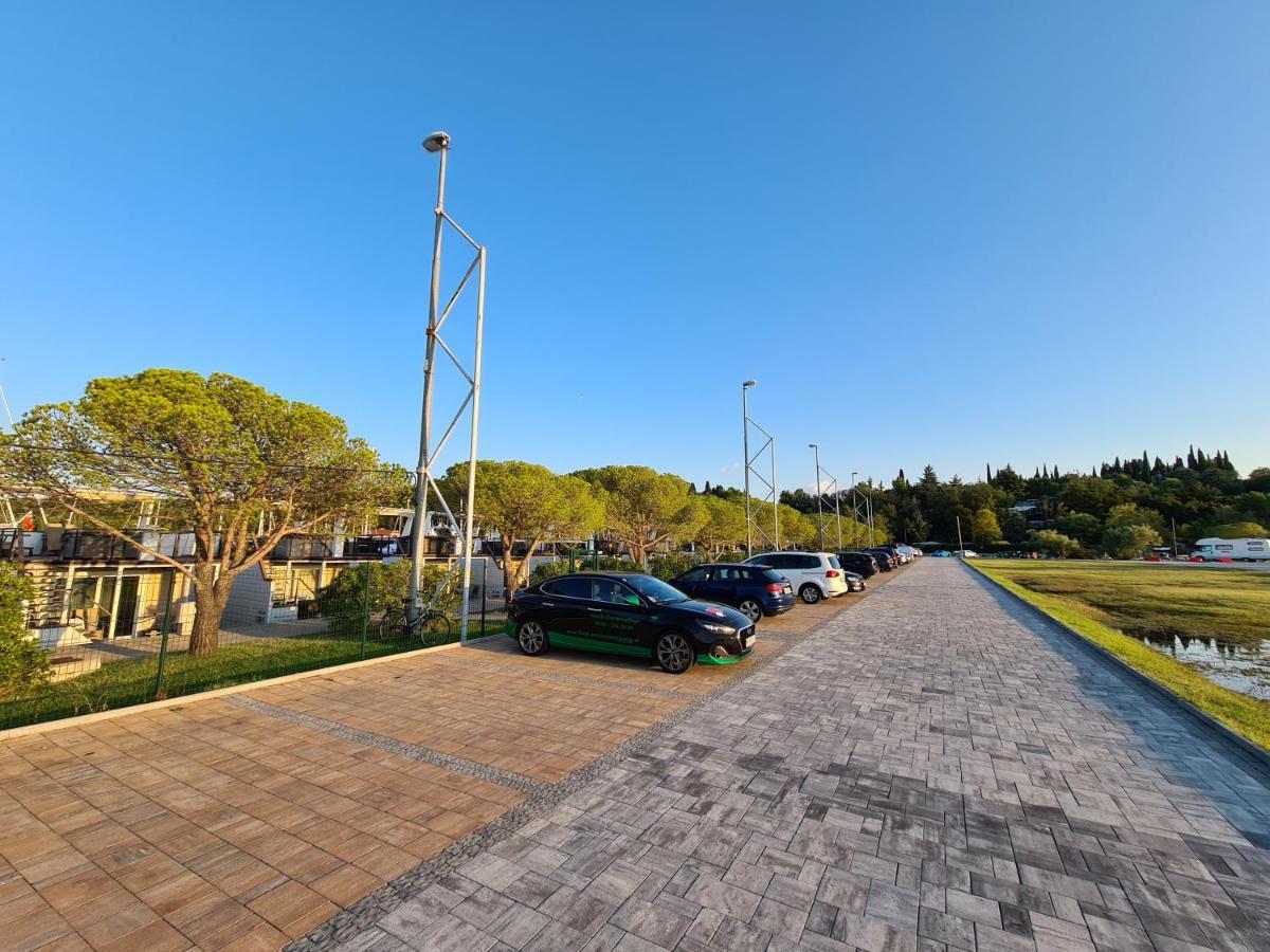 Marina Seahouse Brina Villa Portorož Exteriör bild